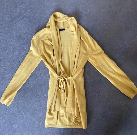 Zara Knit Top in Warm Yellow - Picture 1 of 10